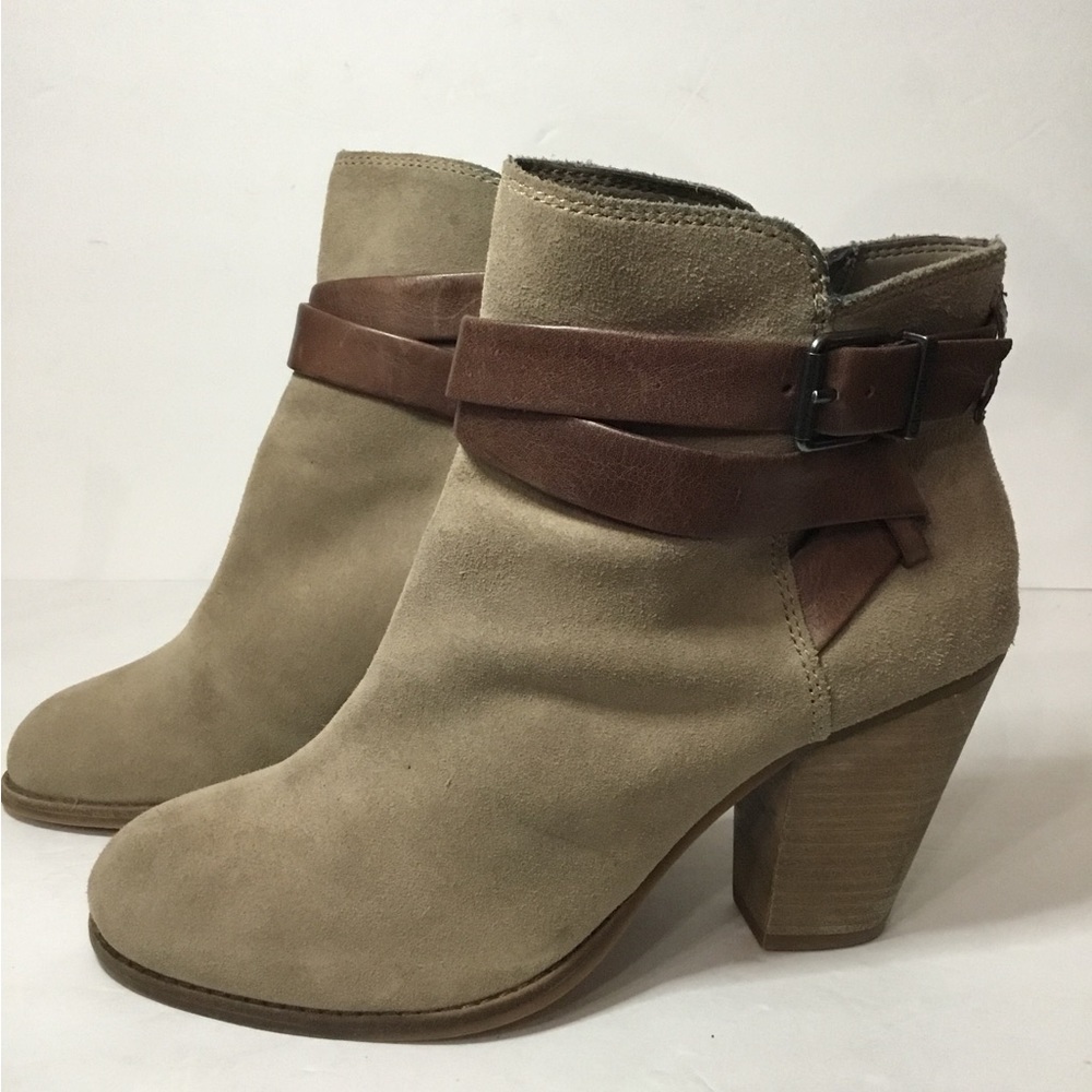 Gianni Bini Women’s Tan Suede Booties Boots Size 8.5 EUC